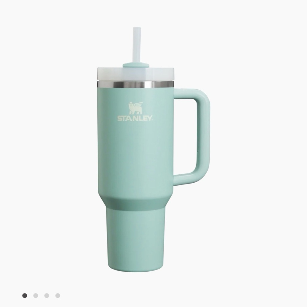 Stanley The Quencher H2.0 Flowstate™ Tumbler 40 OZ Seafoam Blue NWT